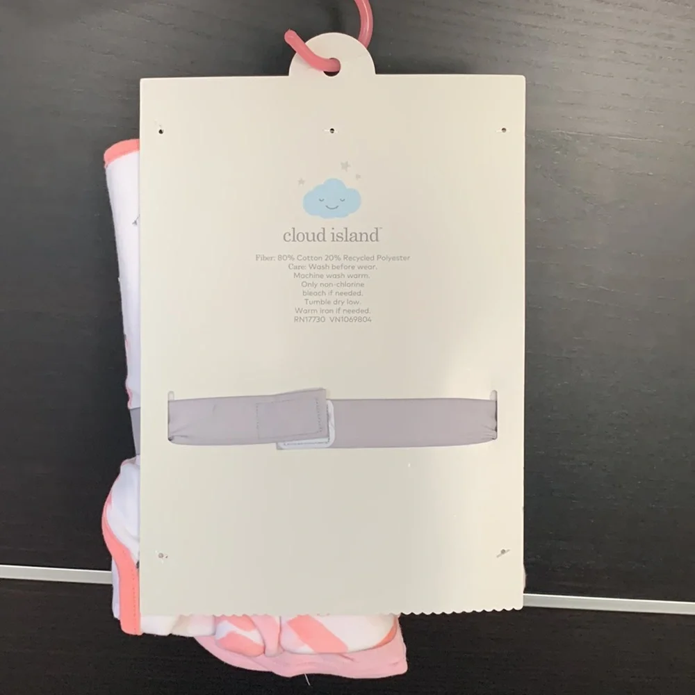 Cloud Island Hooded Towels & Washcloths Set